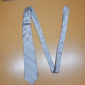 Schrader & May Mens Silver Red Blue Stripe Silk Blend Necktie Charleston WV